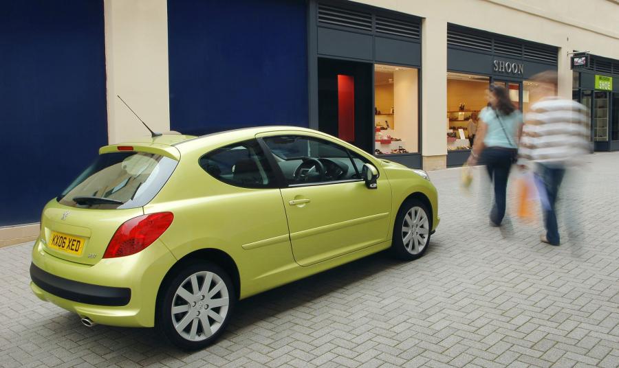  Peugeot 207 2006 года  (фото 47 из 180)